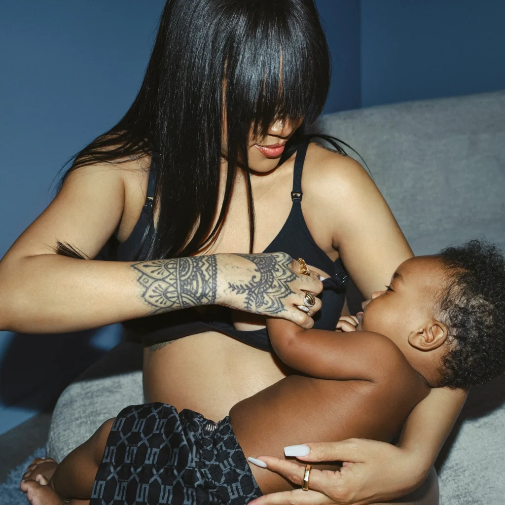 Rihanna Baby: face reveal