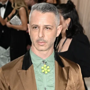 Jeremy Strong