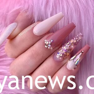 Fall pink nails muted mauve pink with metallic  accents