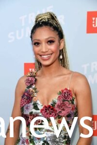 FOR Samantha Logan