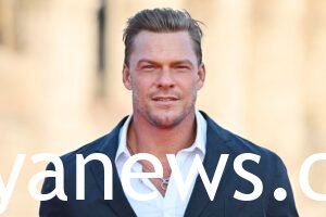 FOR Alan Ritchson