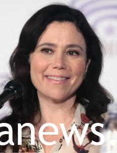 alex borstein husband