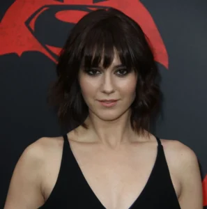 FOR Mary Elizabeth Winstead