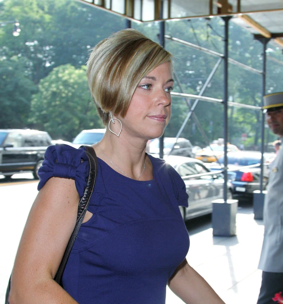 THE karen haircut