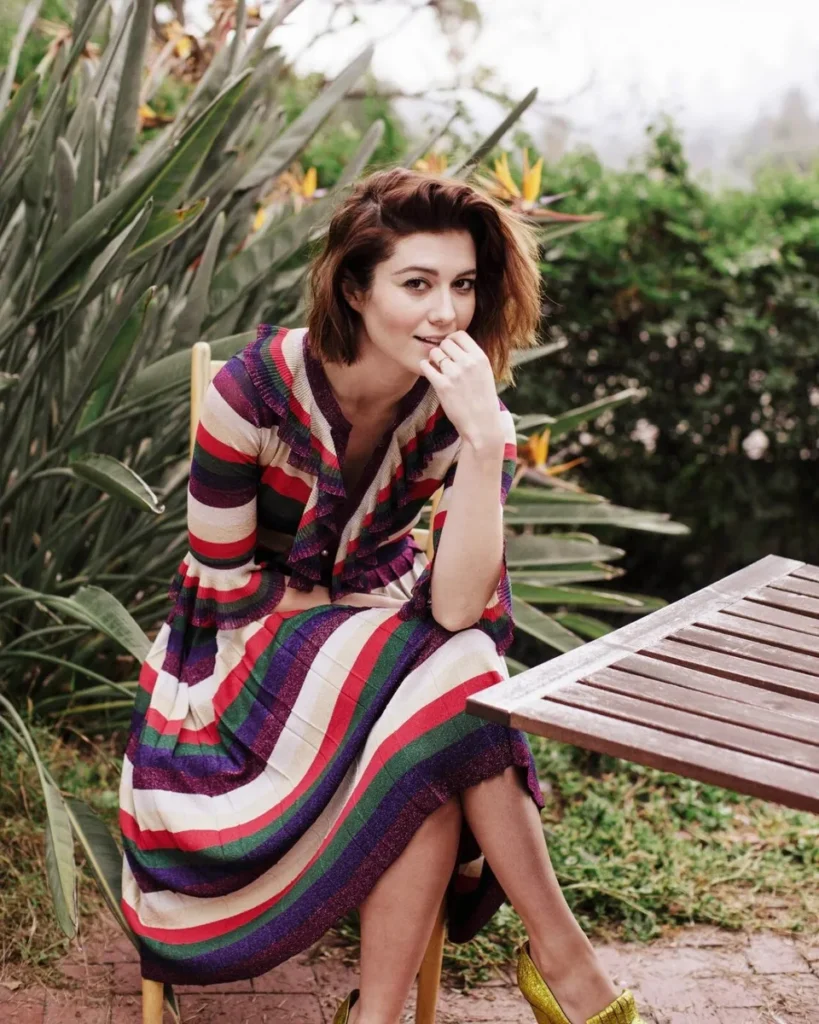 THE mary elizabeth winstead