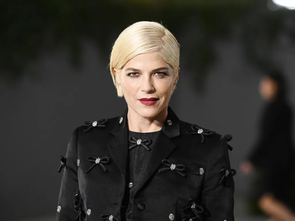 Selma Blair: Bio and major resilience lessons to pick from her 9 THE Selma Blair