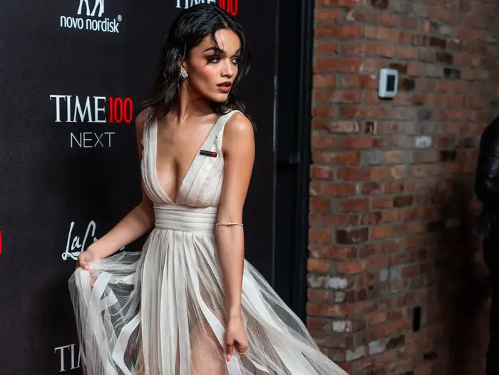 Rachel Zegler wardrobe: Sexy dresses, shorts and more 13 Rachel Zegler