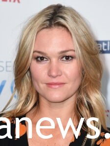 THE Julia Stiles 