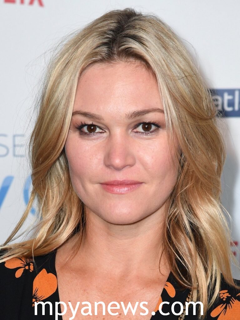 THE Julia Stiles