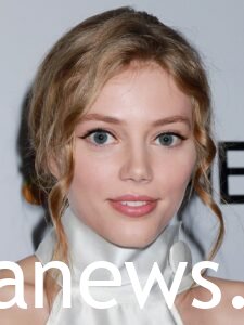 Grace Van Dien