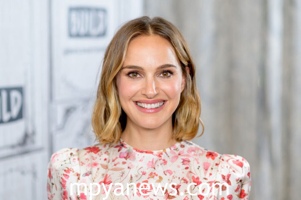 FOR Natalie Portman