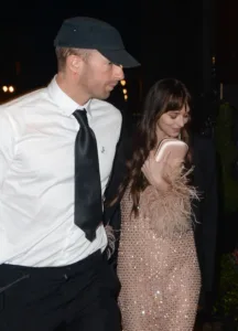 FOR Dakota Johnson