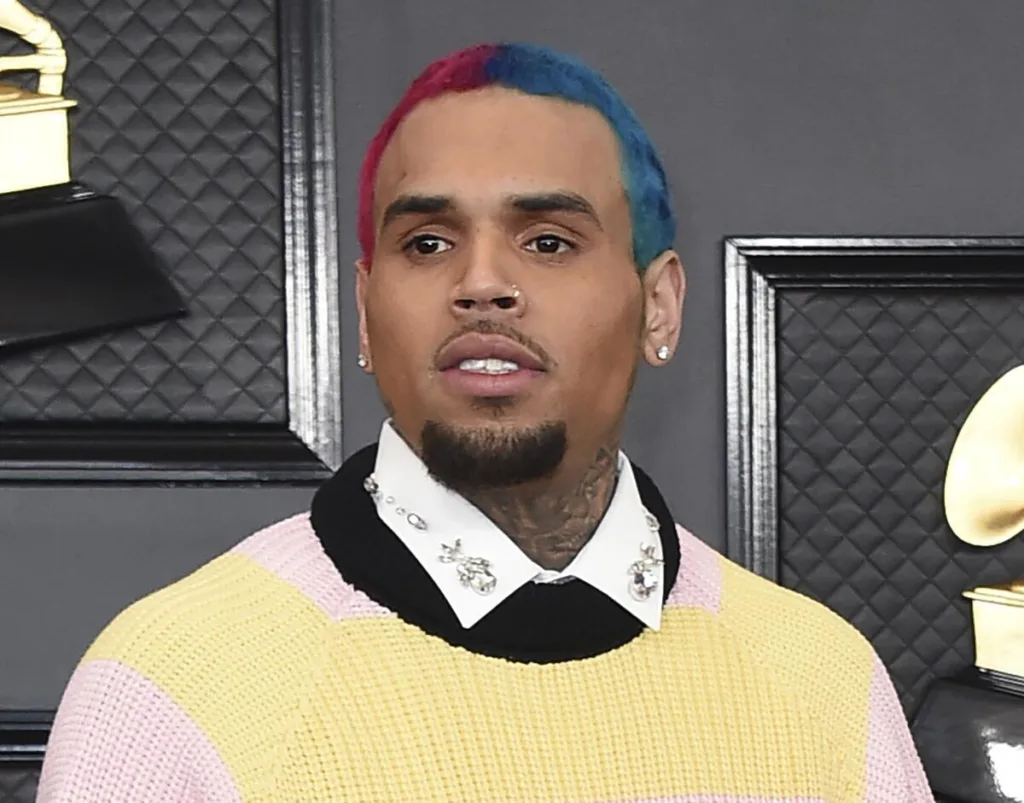 Chris Brown looking nice