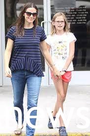 FOR Violet Affleck