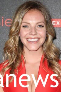 eloise mumford: in red