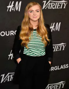 FOR Elsie Fisher