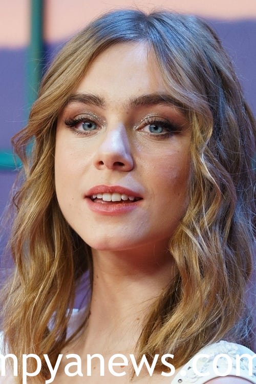 Clara Galle: beautiful