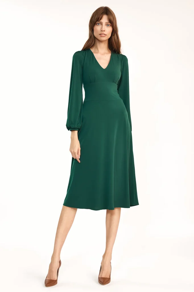 Fashion outfit: classic midi dress