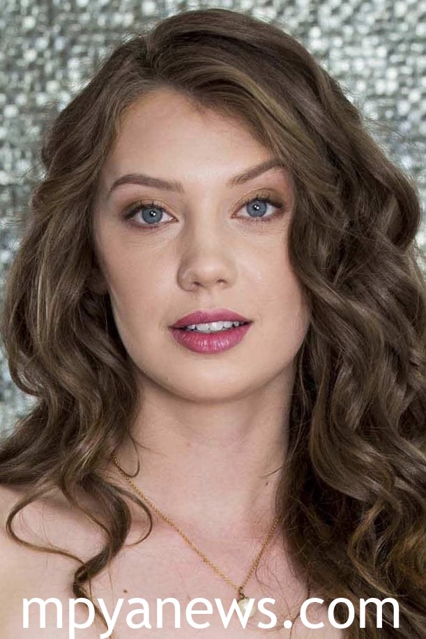 Elena Koshka