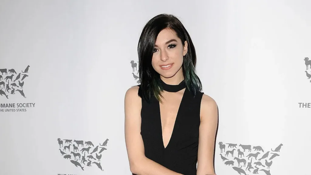 1397678526017-AP937118212272-9-scaled.web