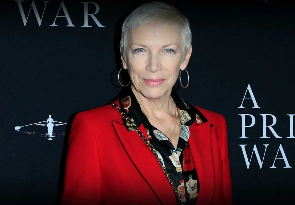 45-Annie-Lennox-1200x834-1-jpg