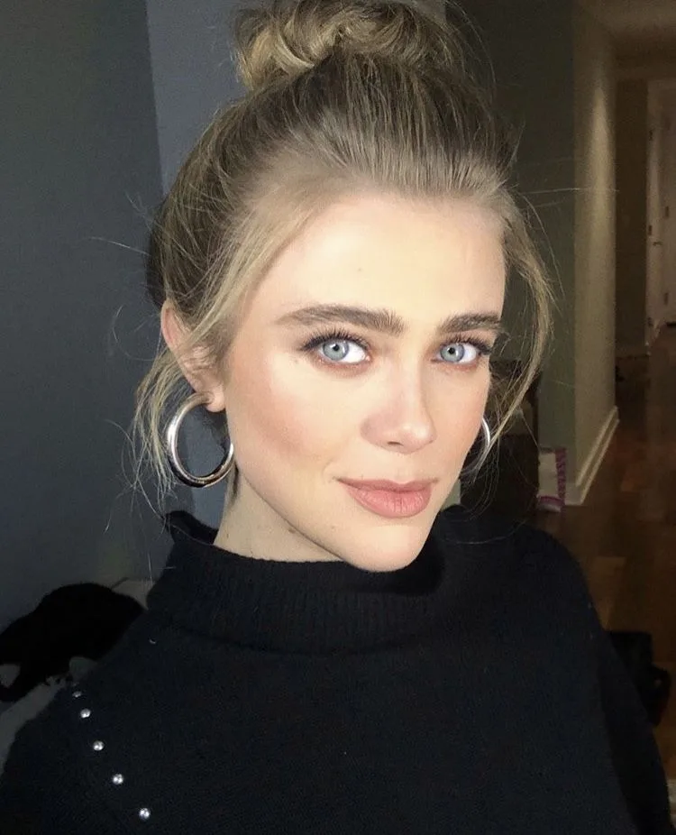 THE Melissa Roxburgh