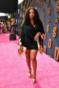 Janelle James looking good