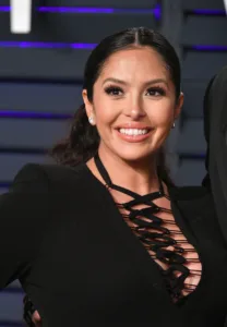 Vanessa Bryant in black