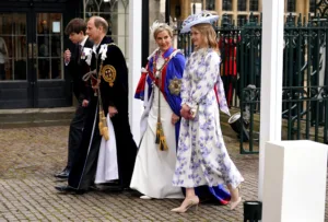 Lady-Louise-Windsor-dress
