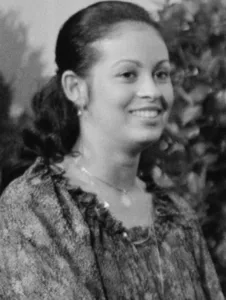 Veronica Porché Ali in black and white picture