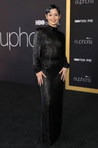 Alexa Demie in black