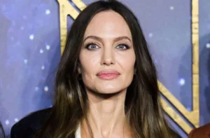 Angelina Jolie 