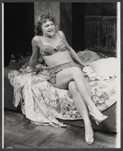 Estelle Parsons looking good