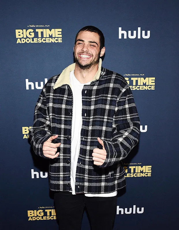 Noah Centineo looking good