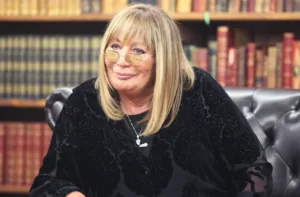 Penny Marshall looking good