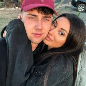 Francesca Farago and Harry Jowsey