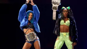 sasha-banks-naomi-womens-tag-team-champions