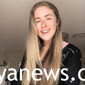 Annabelle Hawkins looks nice