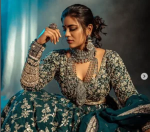 Aishwarya Rajesh looking nice