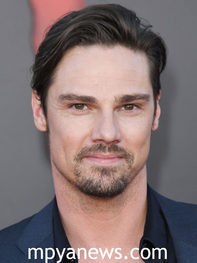 Jay Ryan bio and facts