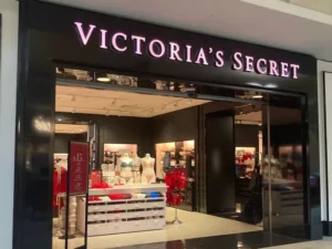 Victoria's Secret: Customer Reviews 