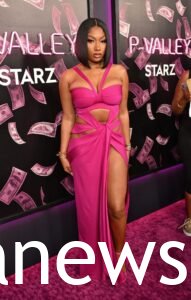 Savannah James looks good
