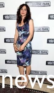 FOR Annie Parisse