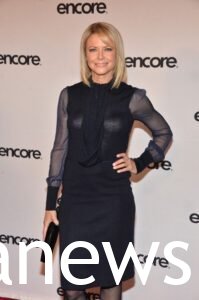 Faith Ford in black