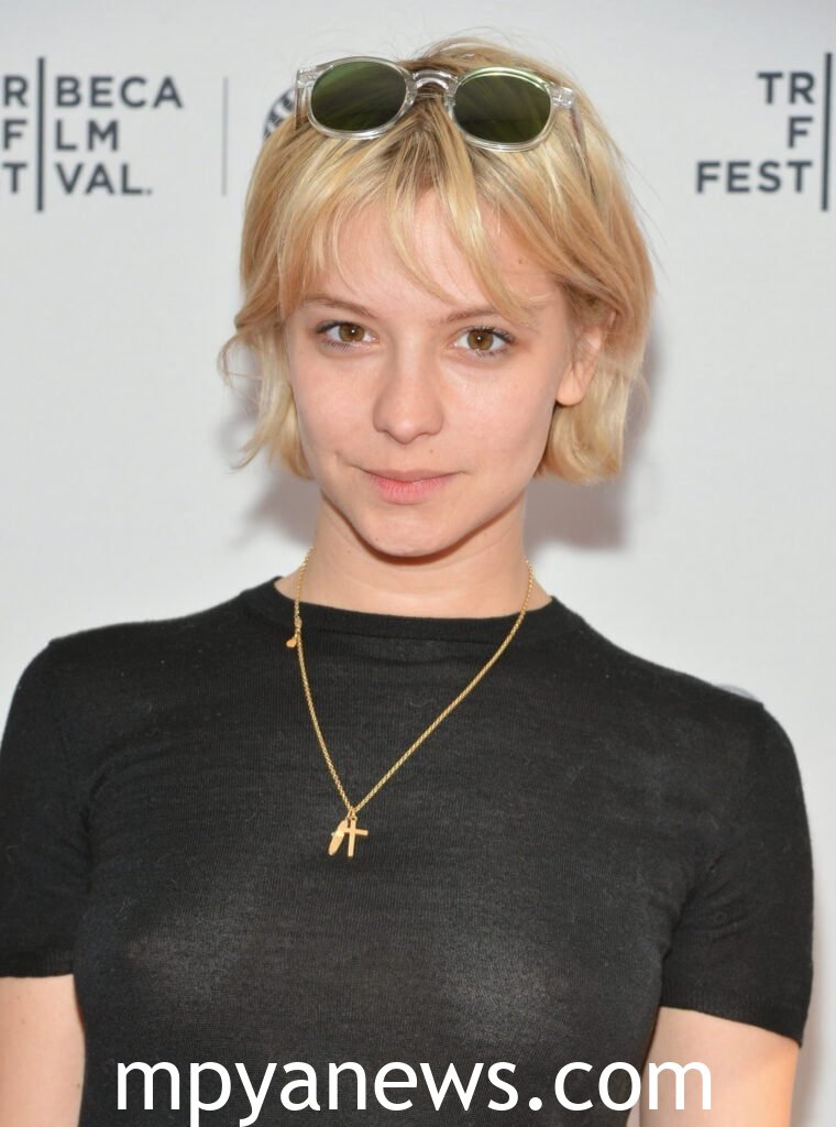 Annabelle Dexter-Jones