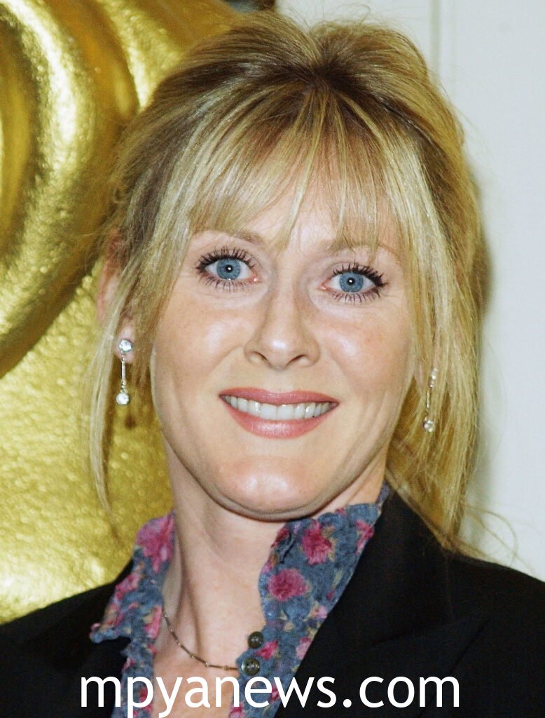 Sarah Lancashire