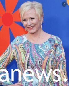 Eve Plumb looks good
