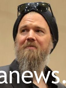 FOR Ryan Hurst