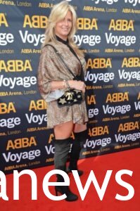 Penny Lancaster at the red carpet