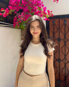How Much Does Alexandra Botez Make From Chess Annually? See Her Net Worth 7 How Much Does Alexandra Botez Make From Chess Annually? See Her Net Worth How Much Does Alexandra Botez Make From Chess Annually? See Her Net Worth